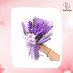 Hoa Lavender Kẽm Nhung Handmade – Biểu Tượng Của Sự Chung Thủy được chế tác thủ công từ chất liệu kẽm nhung cao cấp, nổi bật với sắc tím thanh lịch và vẻ đẹp bền bỉ theo thời gian.